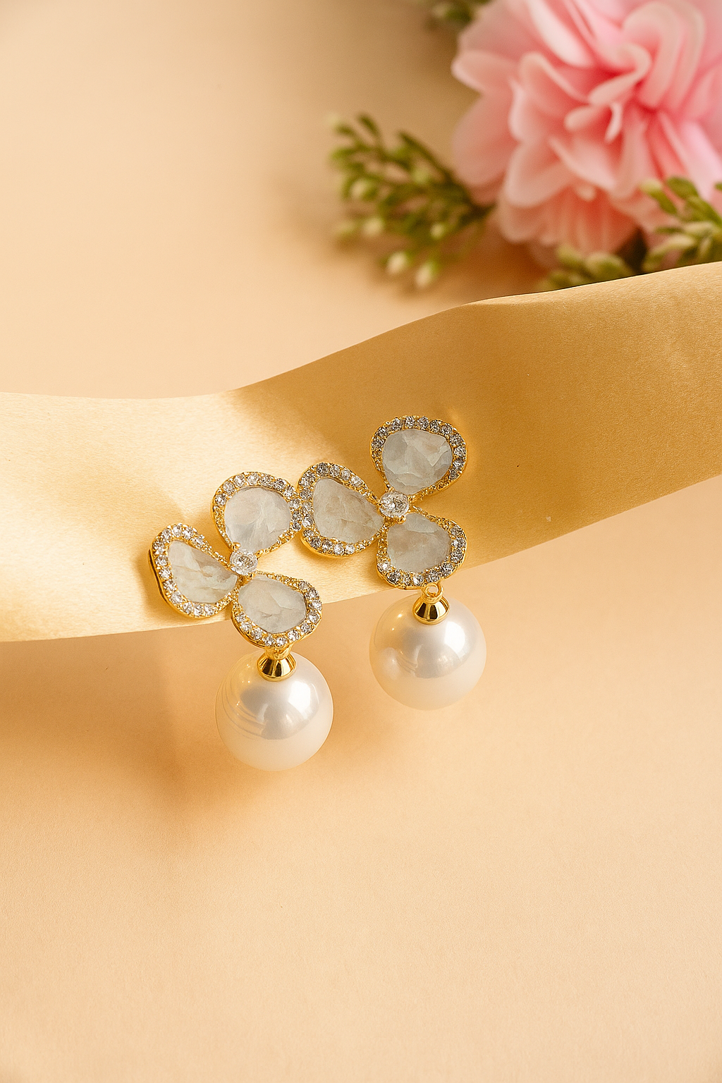 Pearl Petal Drop