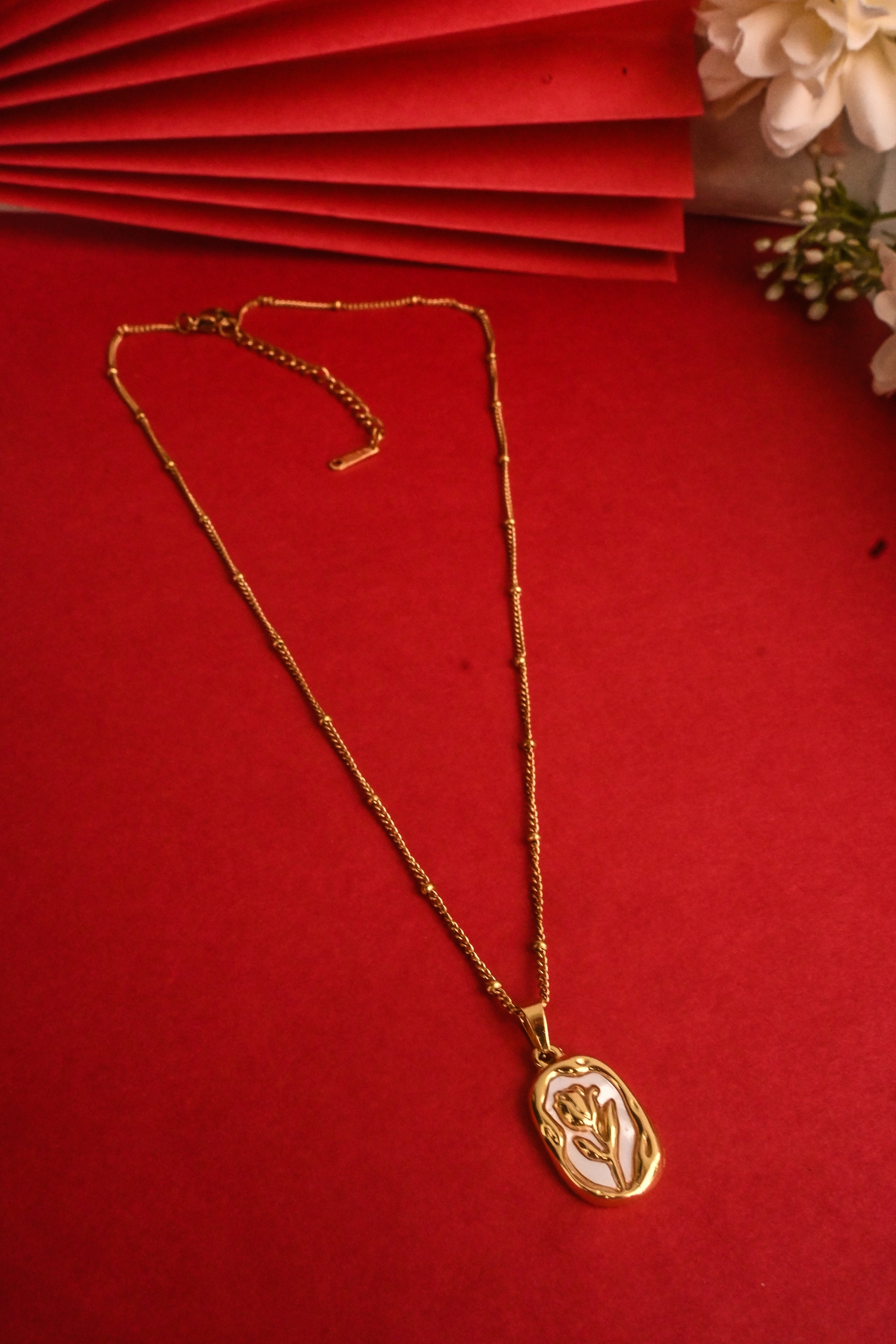 Detailed Floral Cameo Necklace — Tarnish-Resistant